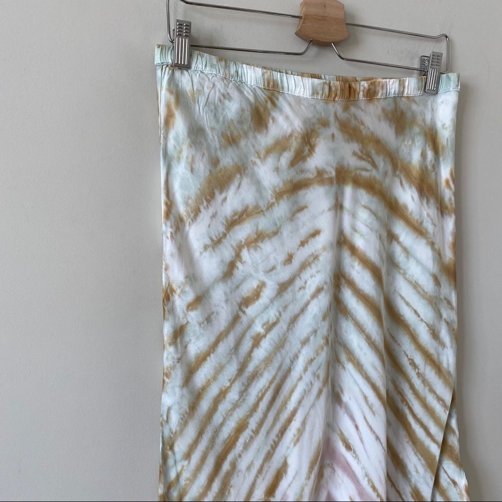 YOUNG, Fabulous & Broke Felicity Skirt (Large) - Picture 3 of 9